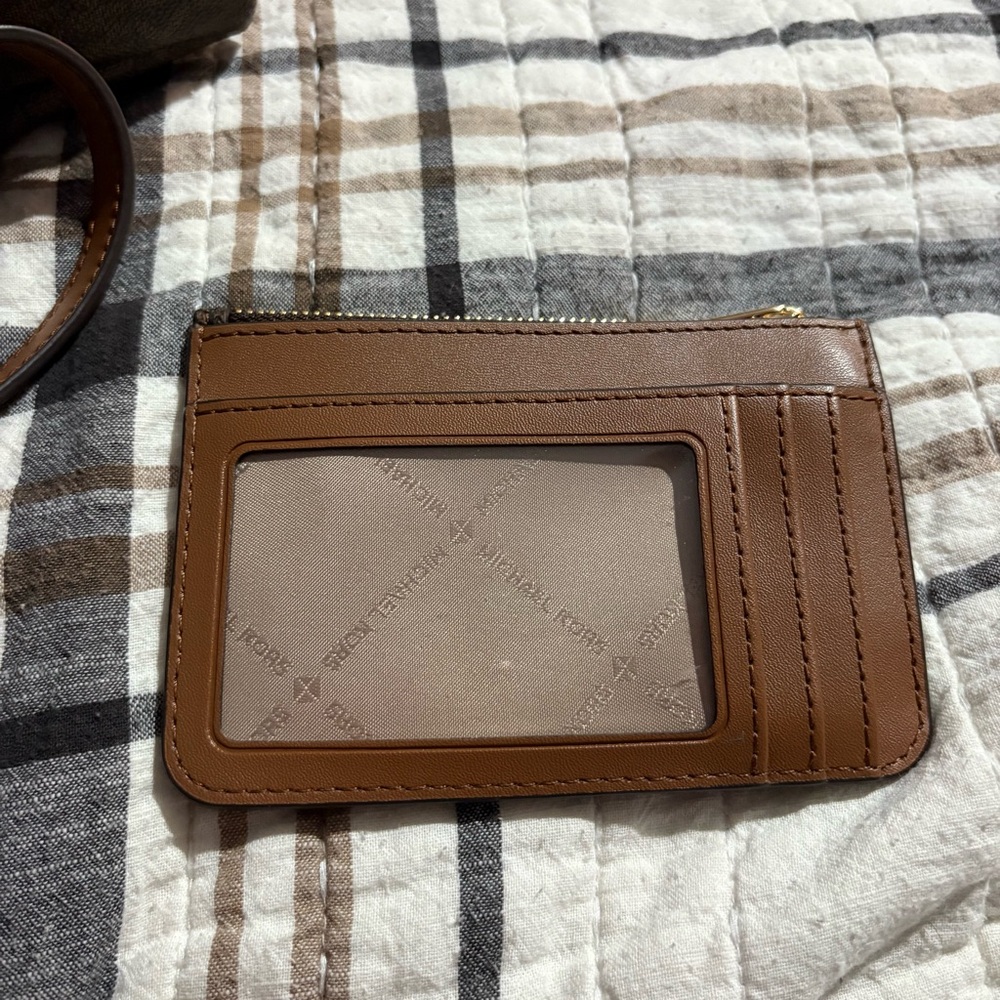 Brown Michael kors purse and wallet set - Picture 8 of 10